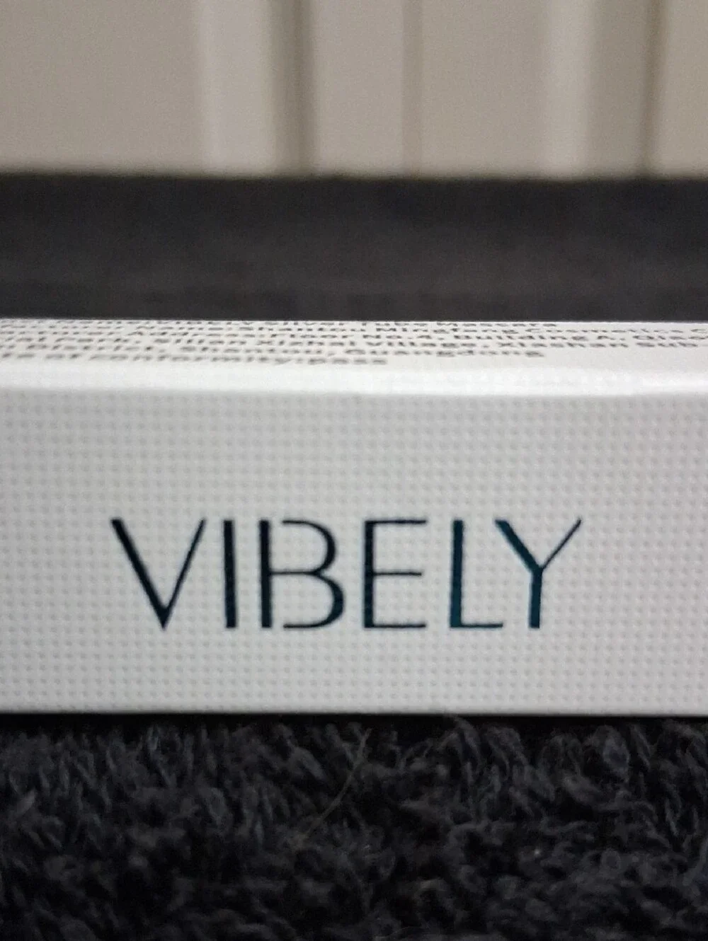 Vibely Silver Tube Mascara - 5x Longer Waterproof - 2 in 1 - 4D Silk